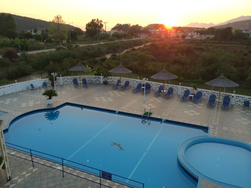 Gogas Palace Aparthotel Ammoudia Exterior foto
