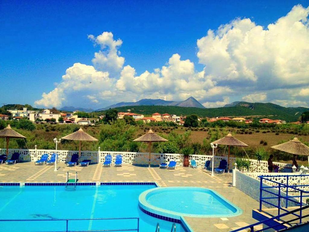 Gogas Palace Aparthotel Ammoudia Exterior foto